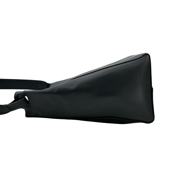 Everlane The Studio Bag - Black Leather Shoulder Bag - Picture 3 of 9